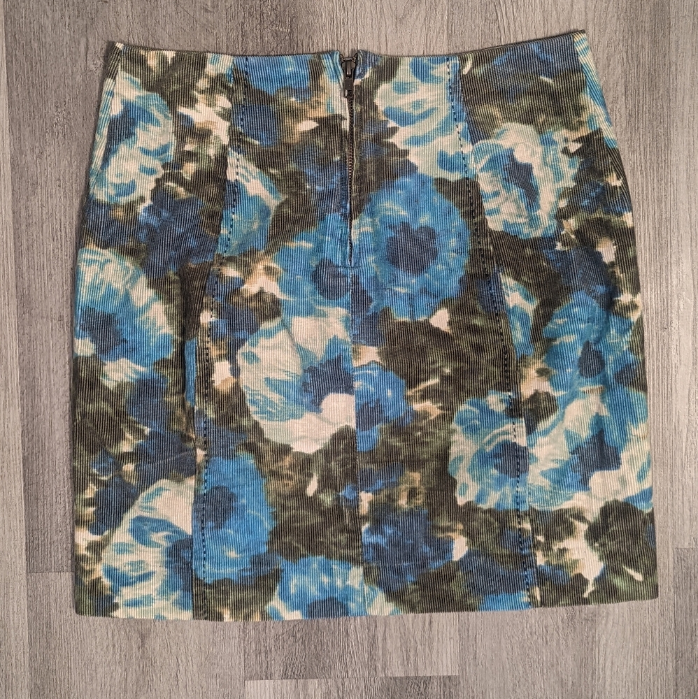 Anthropologie Postmark Calabria Watercolor Floral Skirt SZ 6 - Picture 3 of 5